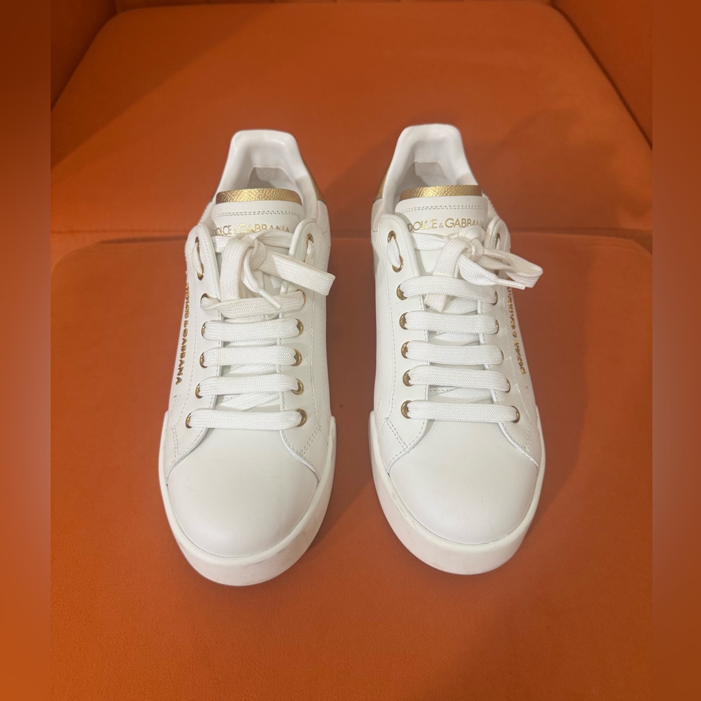 Dolce & Gabbana Sneakers. Classic’s For A .
